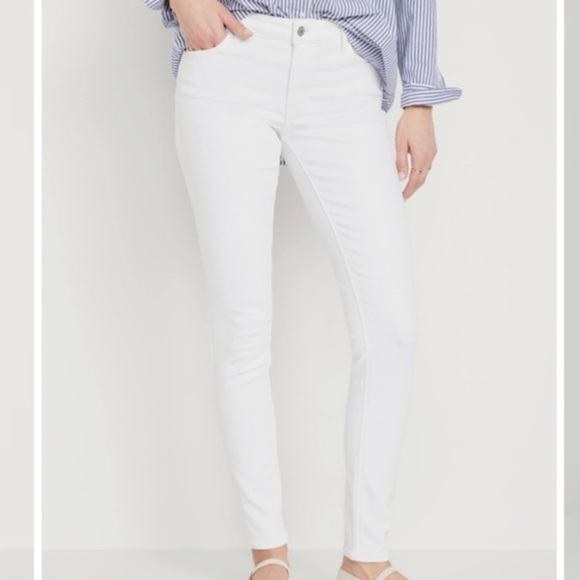 Old Navy Jeans - Picture 1 of 5